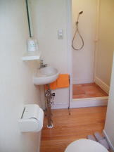 １階和室のシャワー・洗面・トイレ